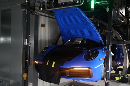 911 Carrera T 911 718 assembly